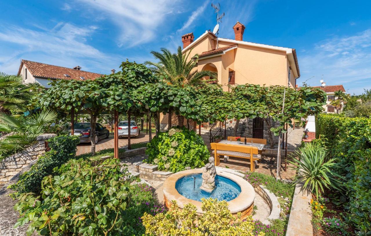 Apartments Feniks Poreč Eksteriør billede